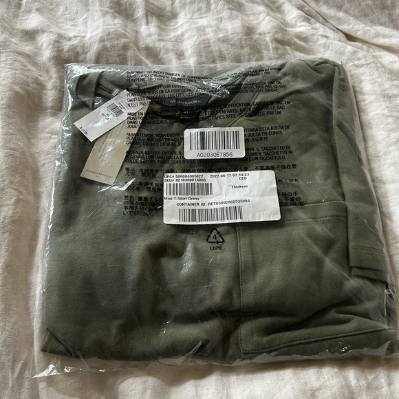 Banana Republic Factory NWT army green mini t-shirt dress size XLP - Picture 3 of 3